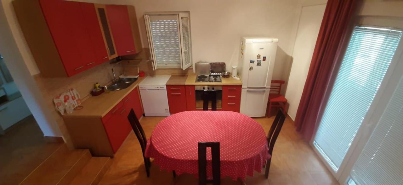 Holiday Home Zeljana Kaprije Esterno foto