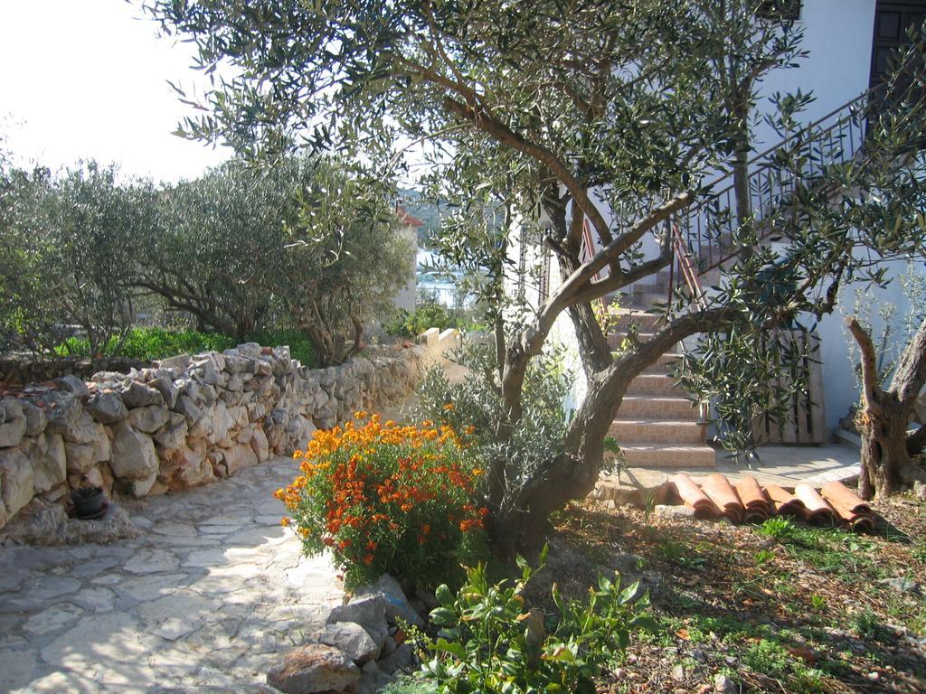 Holiday Home Zeljana Kaprije Esterno foto